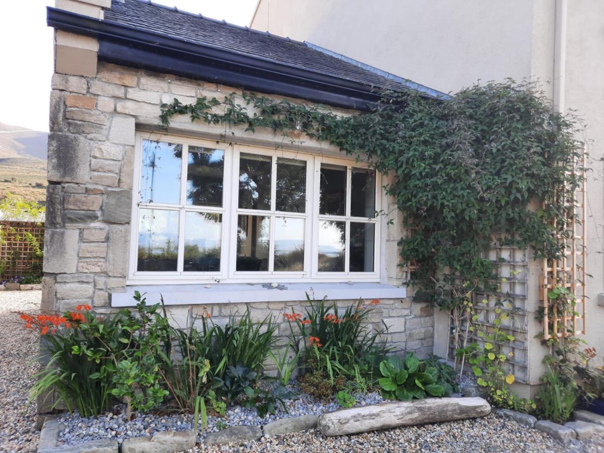 Croagh Patrick Lodge Apartment Westport Exterior photo